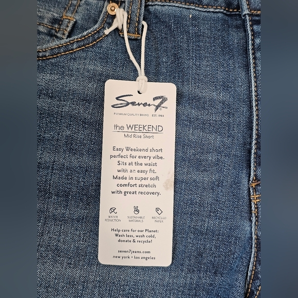 Seven7 Women's Blue Denim Shorts Weekend With Cut Hem, Size 12, New With Tags - Picture 6 of 9